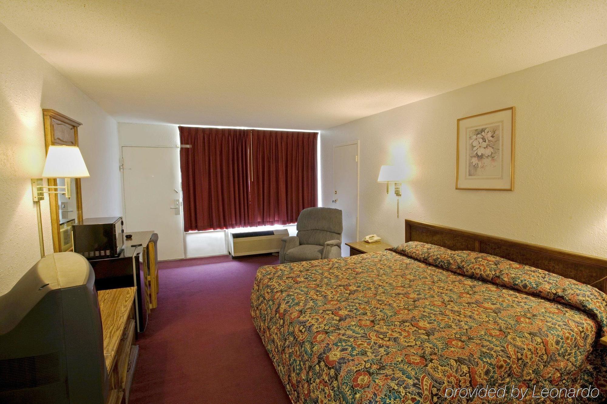 Americas Best Value Inn Mount Vernon Quarto foto